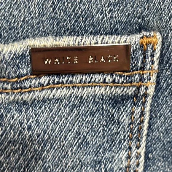 NWT WHBM The Short blue jean shorts - Picture 3 of 6